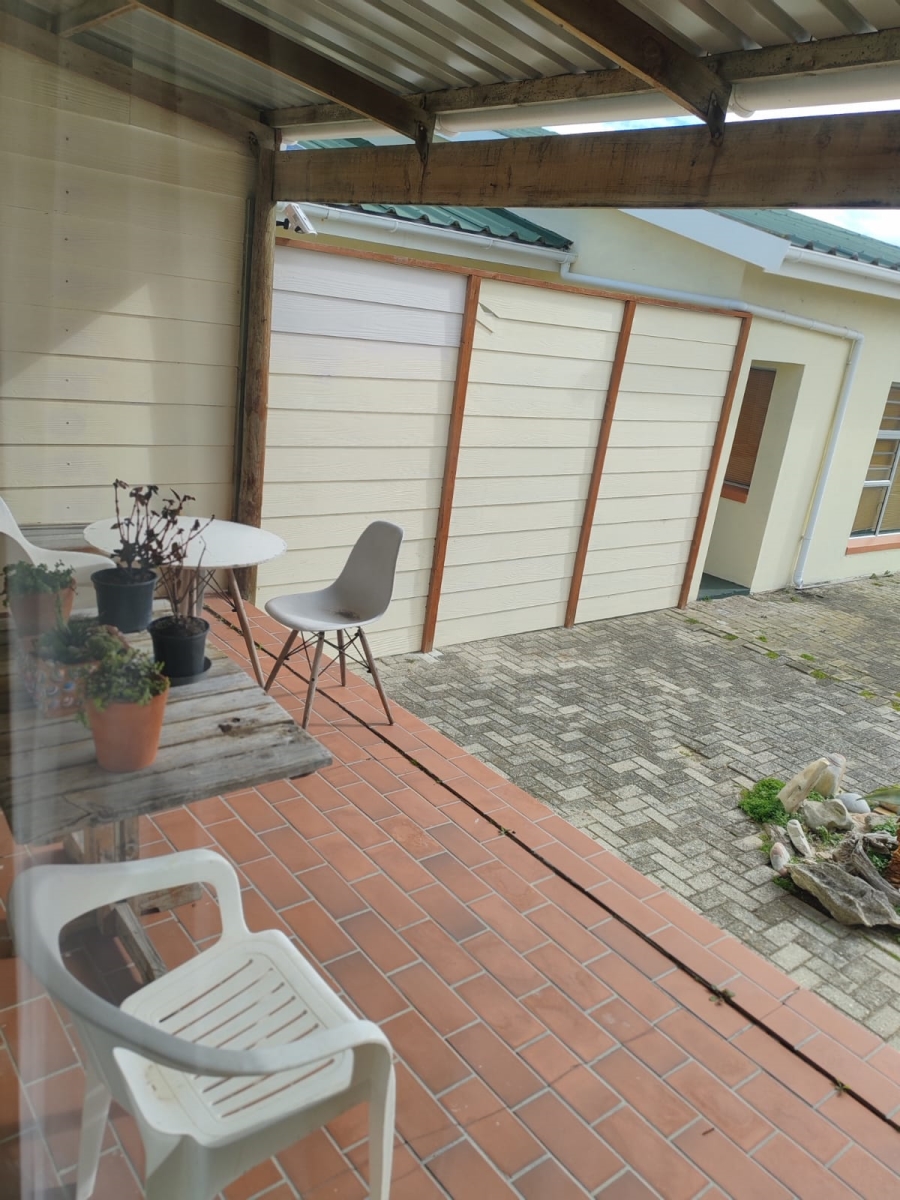 5 Bedroom Property for Sale in Perlemoenbaai Western Cape
